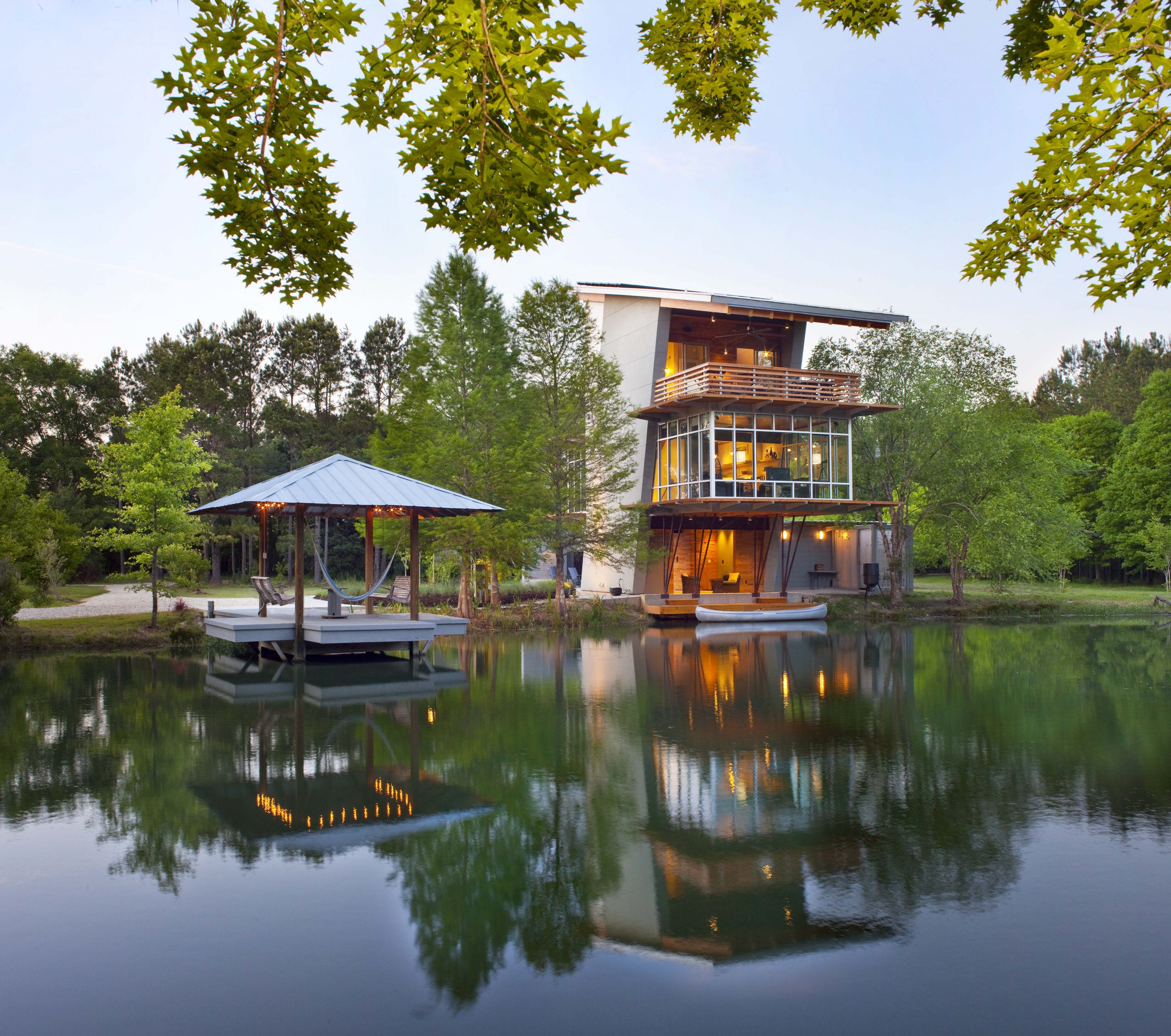 SLU Math Science Upward Bound Program takes sustainability tour of The Pond House